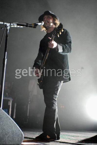 tof/soad/71642196gk0.jpg